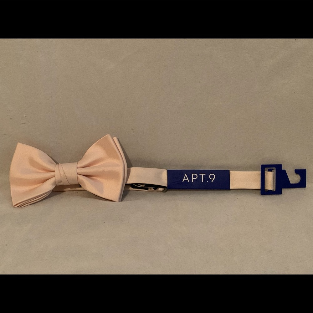 APT. 9 Mens Boulevard Solid Pink Bow Tie Pre-tied